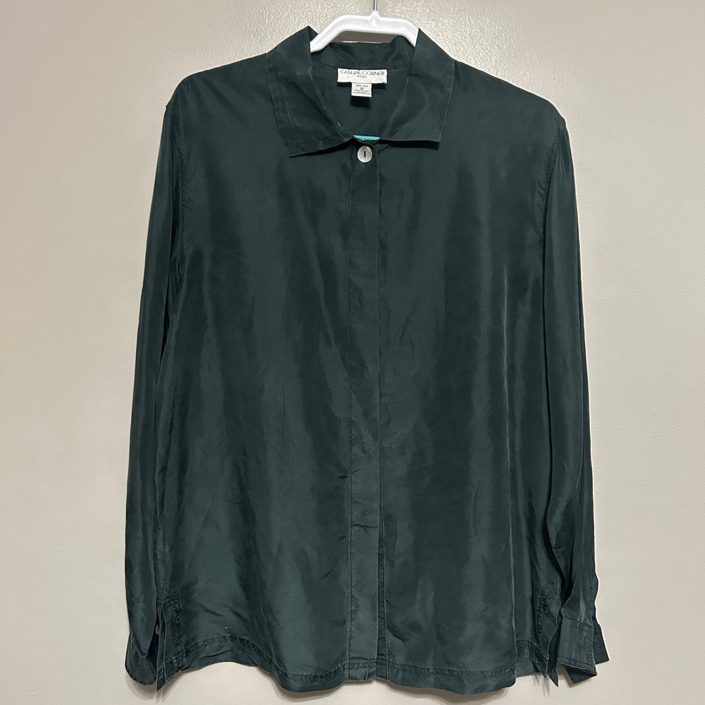 Casual Corner Silk Blouse Women XL Green Hidden Button Down Long Sleeve Luxury